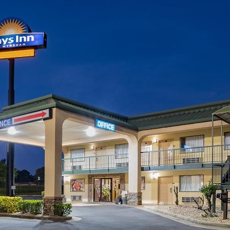 Days Inn By Wyndham Macon I-475 Esterno foto