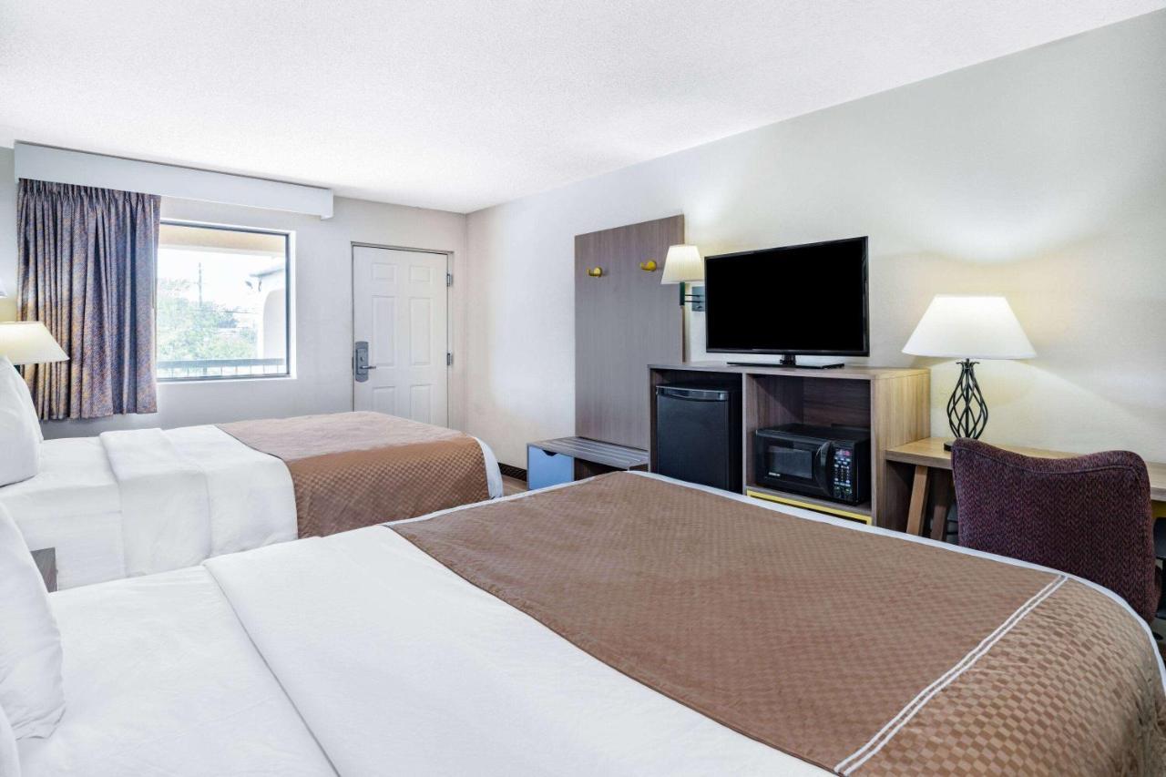 Days Inn By Wyndham Macon I-475 Esterno foto